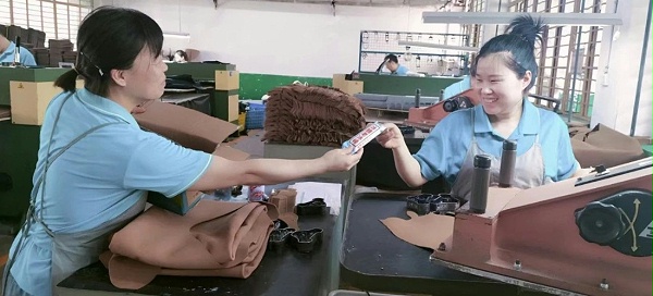 3515强人鞋业