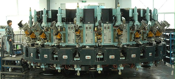 3515强人鞋业